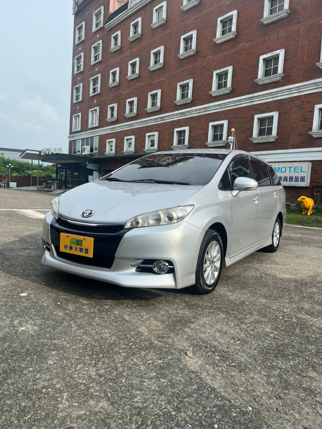 TOYOTA豐田 WISH  第1張相片