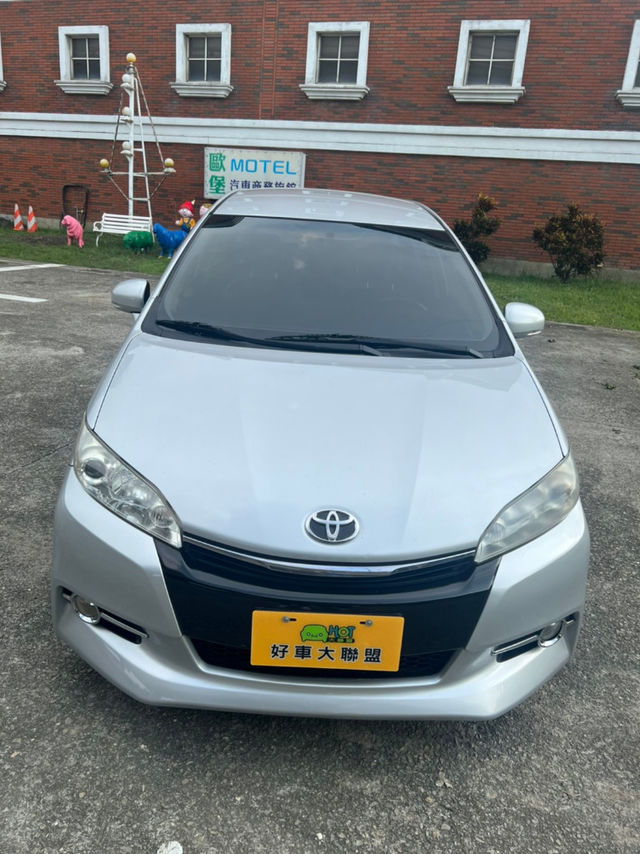 TOYOTA豐田 WISH  第5張相片