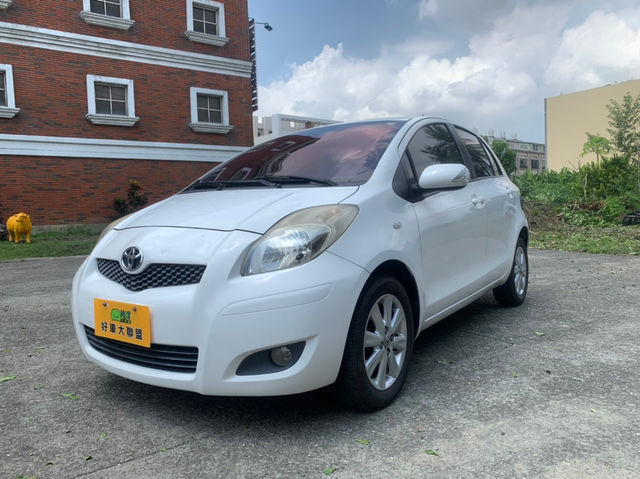 TOYOTA豐田 YARIS  第1張相片