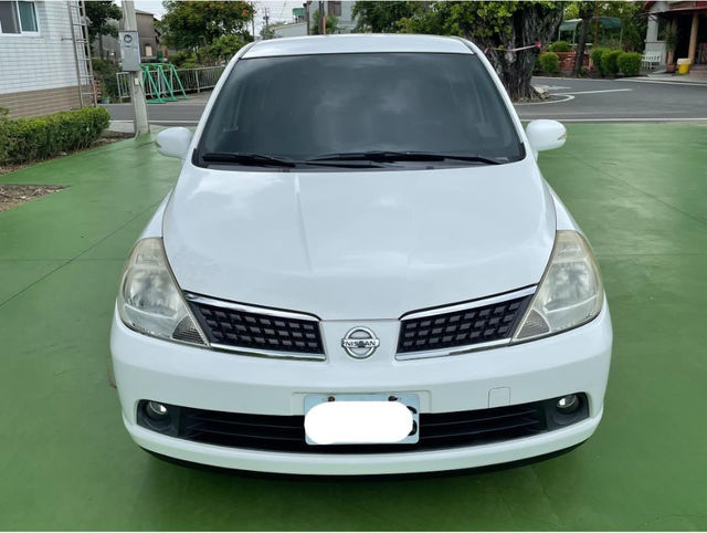 NISSAN日產 TIIDA  第3張相片