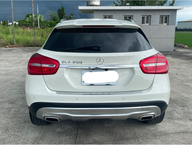 M-BENZ賓士 CLA200  第4張相片