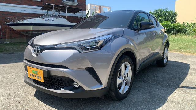 TOYOTA豐田 C-HR  第1張相片