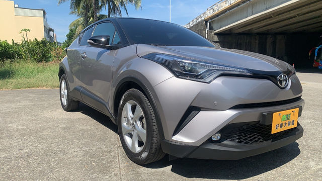 TOYOTA豐田 C-HR  第17張相片
