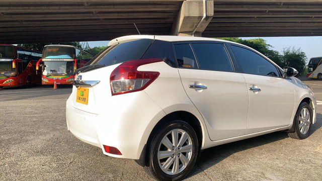 TOYOTA豐田 YARIS  第2張相片
