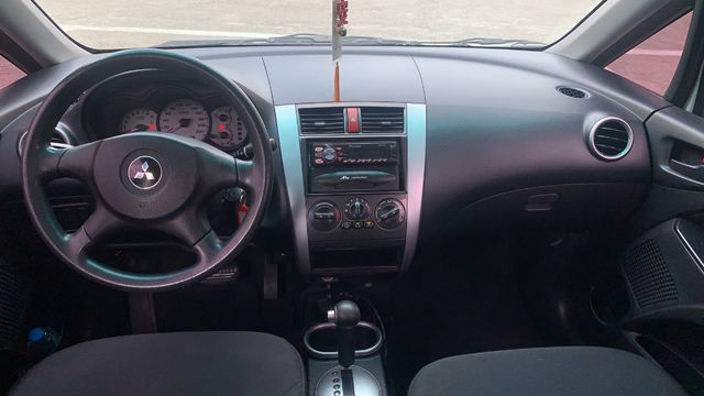MITSUBISHI三菱 COLT PLUS  第5張相片