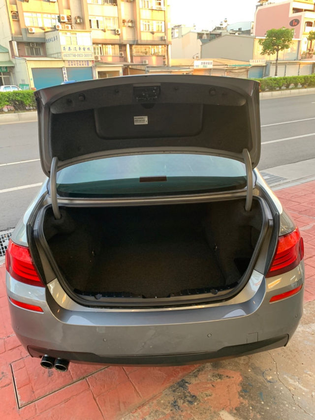 BMW寶馬 520I  第8張相片