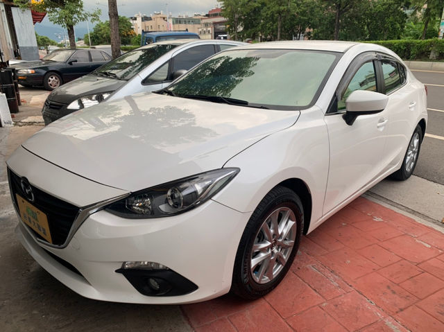 MAZDA馬自達 MAZDA 3  第1張相片