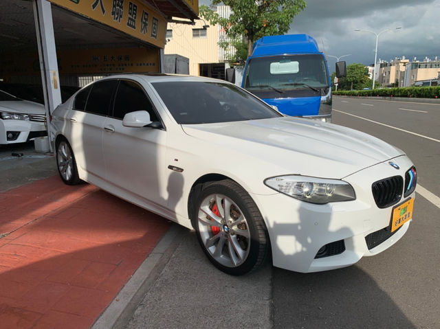 BMW寶馬 528I  第10張相片
