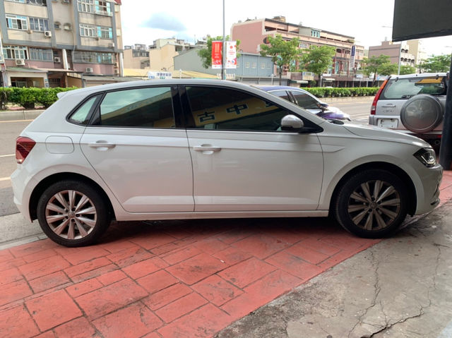 VOLKSWAGEN福斯 POLO  第10張相片