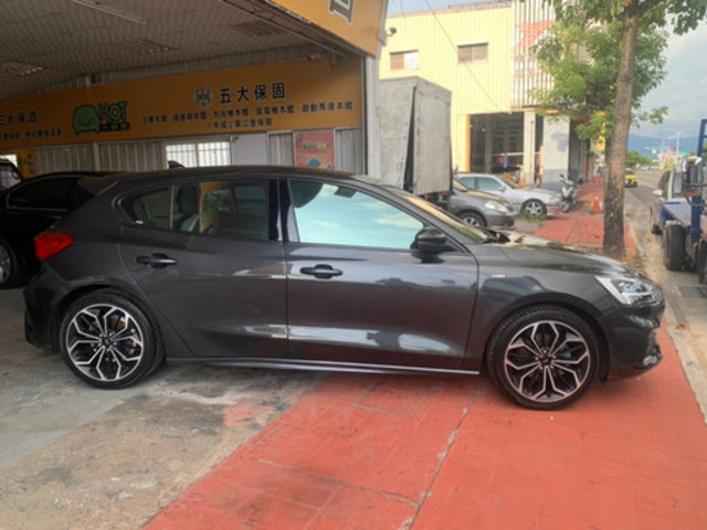 FORD福特 FOCUS ST  第6張相片