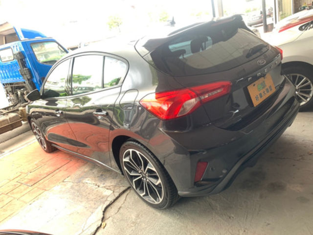 FORD福特 FOCUS ST  第8張相片