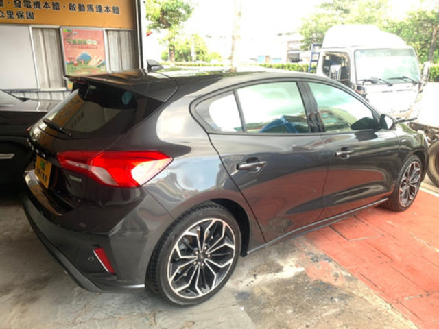 FORD福特 FOCUS ST  第14張相片