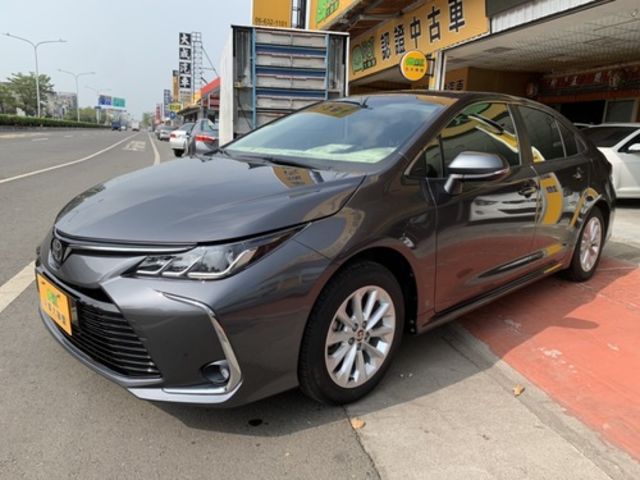 TOYOTA豐田 ALTIS  第1張相片