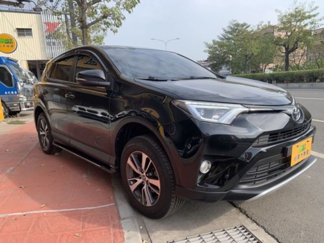 TOYOTA豐田 RAV4  第10張相片