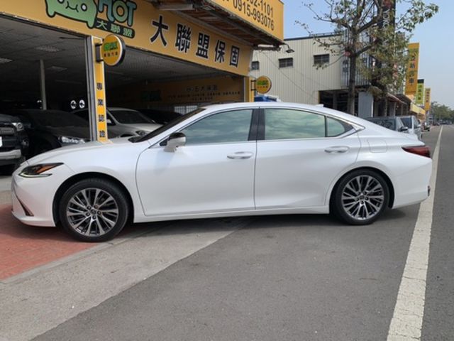 LEXUS凌志 ES250  第7張相片