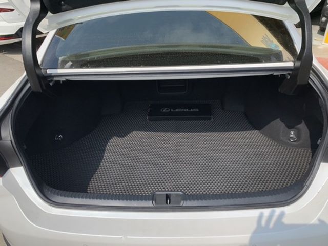 LEXUS凌志 ES250  第15張相片
