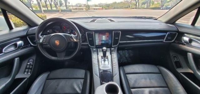 PORSCHE保時捷 PANAMERA  第9張相片