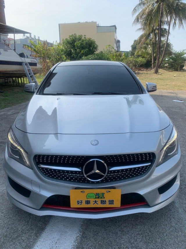 M-BENZ賓士 CLA250  第3張相片