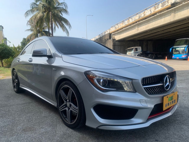 M-BENZ賓士 CLA250  第7張相片
