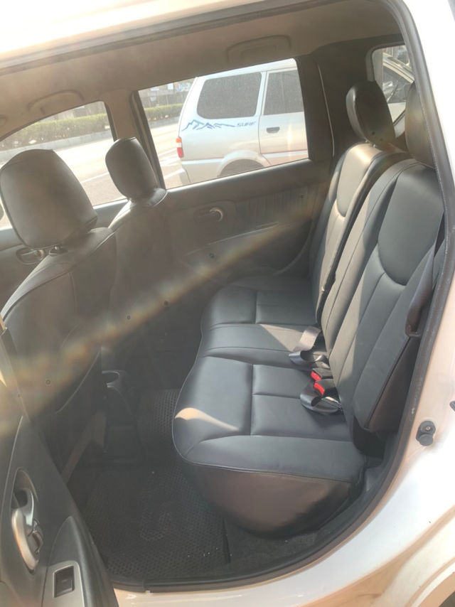 NISSAN日產 LIVINA  第11張相片