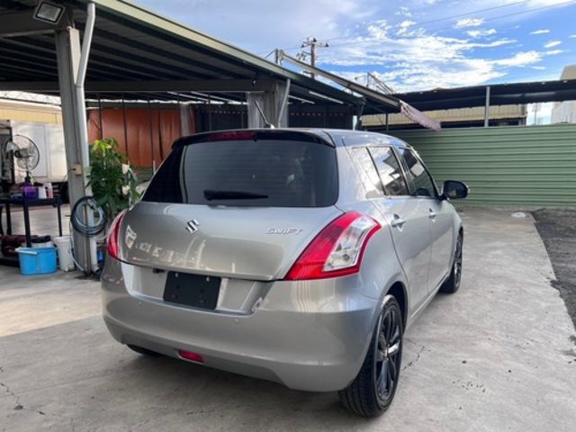 SUZUKI鈴木 SWIFT  第2張相片