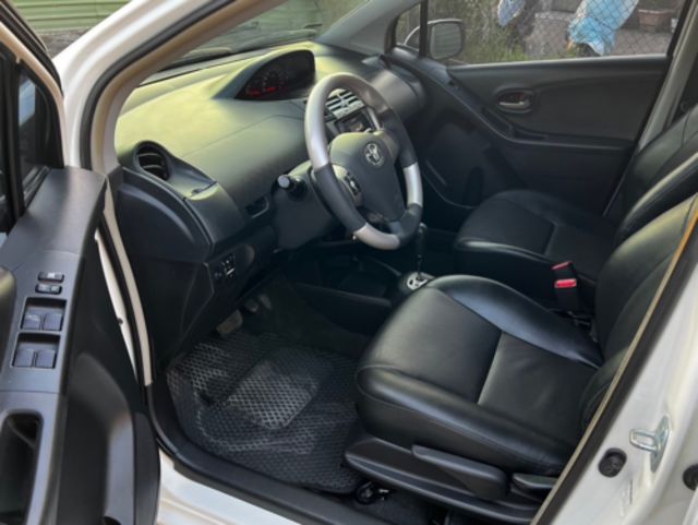 TOYOTA豐田 YARIS  第7張相片