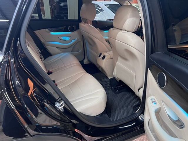 M-BENZ賓士 GLC300  第11張相片