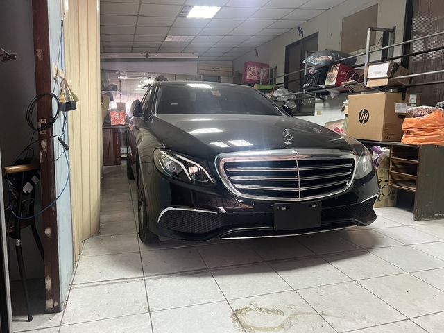M-BENZ賓士 E200  第2張相片