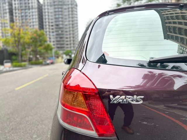 2011年TOYOTA 1.5 YARIS 僅跑9萬公里 / 原版件 / 恆溫 / 電動收折  第13張相片