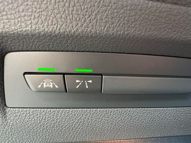 2017年BMW 1.5 F20 118I 僅跑2.8萬公里 / 全原廠保養 / 原版原漆 / LED頭燈 / 車道偏移  第14張相片