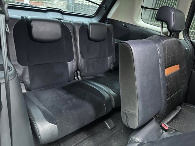 2010年FORD 2.0 I-MAX 僅跑12萬公里 / 原版件  / 側滑門 /  恆溫  第9張相片