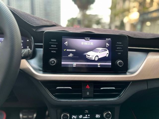 2022年SKODA 1.0 KAMIQ 豪華動能版 / 原版件 / 跟車 / LED頭燈 / 電動尾門  第11張相片