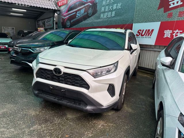 2021年TOYOTA 2.0 RAV4 僅跑5.5萬公里 / 原版件 / LED頭燈 / 跟車 / 安卓機  第1張相片