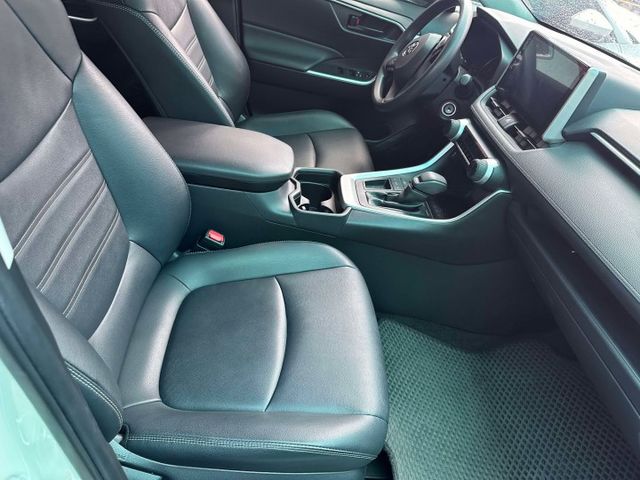 2021年TOYOTA 2.0 RAV4 僅跑5.5萬公里 / 原版件 / LED頭燈 / 跟車 / 安卓機  第2張相片