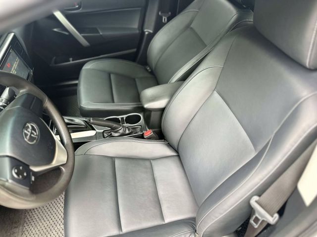 2017年TOYOTA 1.8 ALTIS 僅跑2萬公里 / 原版件 / 原廠保養 / 導航 / 藍芽 / 循跡  第6張相片