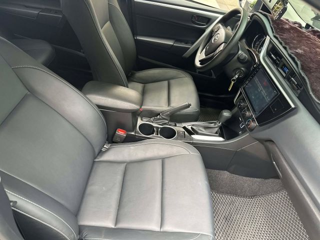 2017年TOYOTA 1.8 ALTIS 僅跑2萬公里 / 原版件 / 原廠保養 / 導航 / 藍芽 / 循跡  第7張相片