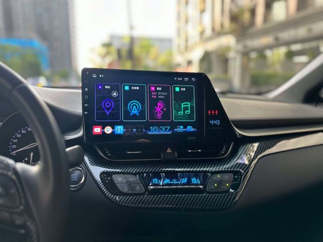 2021年TOYOTA 1.2 CHR 僅跑3萬公里 / 原版件 / LED頭燈 / 環景  / 跟車 / 盲點  第10張相片
