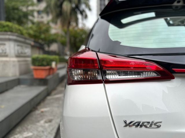 2019年TOYOTA 1.5 YARIS S版 僅跑5.9萬公里 / 原版件 / 七安 / 循跡 / I-KEY /  第13張相片