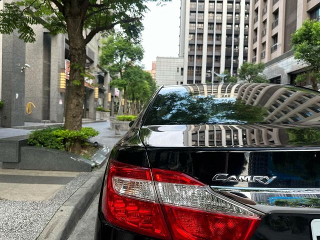 2011年TOYOTA 2.5 CAMRY 僅跑13.5萬公里 / 原版件 / 定速 / 雙驅恆溫 /  第11張相片