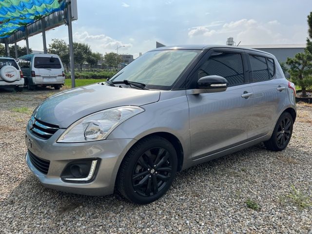 2016年 SUZUKI 1.2 SWIFT 僅跑8萬公里 / 原版件 / I-KEY / 恆溫 / 胎壓  第3張相片