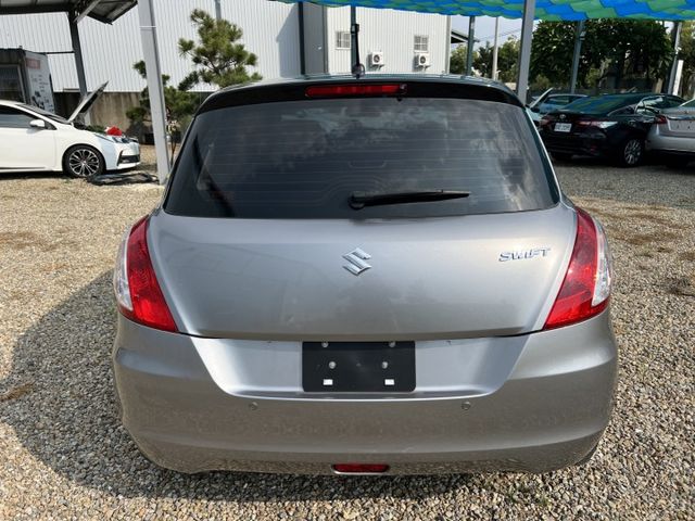 2016年 SUZUKI 1.2 SWIFT 僅跑8萬公里 / 原版件 / I-KEY / 恆溫 / 胎壓  第5張相片