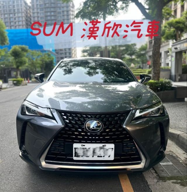 2020年LEXUS 2.0 UX200 僅跑3.2萬公里 / 原版件 / 跟車 / 雙電動椅 / CARPLAY  第2張相片