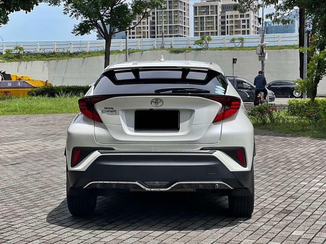 2020年TOYOTA 1.2 CHR 僅跑3萬公里 / 原版件 / 跟車 / 電動椅 / 環景 / 盲點  第3張相片