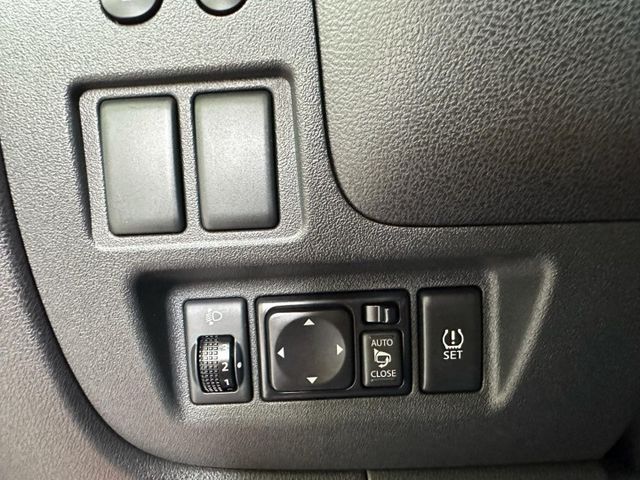 2017年NISSAN 1.5 MARCH 僅跑8.5萬公里 / 原版件 / I-KEY / 恆溫 / 全原廠保養  第12張相片