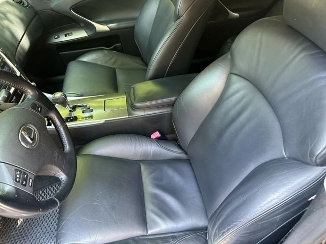 2007年LEXUS 2.5 IS250  I-KEY / 天窗 / 恆溫 / 進口代步車  第6張相片