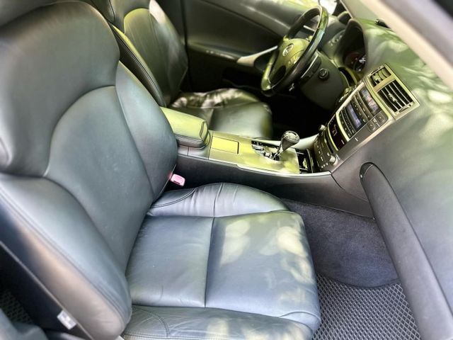 2007年LEXUS 2.5 IS250  I-KEY / 天窗 / 恆溫 / 進口代步車  第7張相片