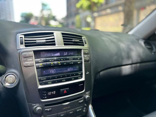 2007年LEXUS 2.5 IS250  I-KEY / 天窗 / 恆溫 / 進口代步車  第10張相片