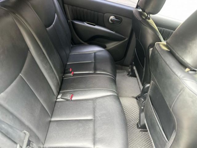 2011年NISSAN 1.6 LIVINA 僅跑16萬公里 / 恆溫 / 一手車 / 便宜代步車  第7張相片