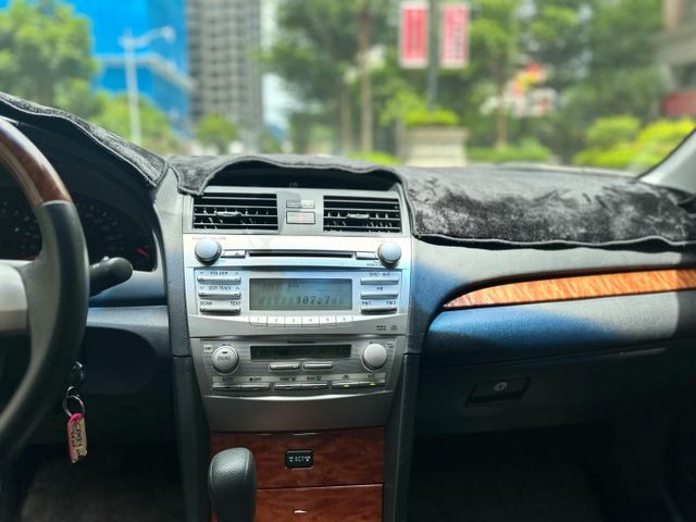 2010年TOYOTA 2.0 CAMRY 僅跑6.8萬公里 / 一手車 / 全原廠保養 / HID頭燈 /  第10張相片