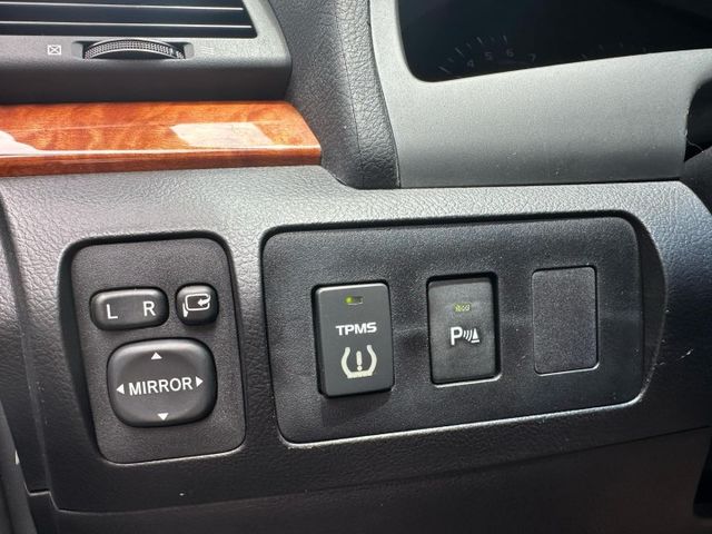 2010年TOYOTA 2.0 CAMRY 僅跑6.8萬公里 / 一手車 / 全原廠保養 / HID頭燈 /  第12張相片